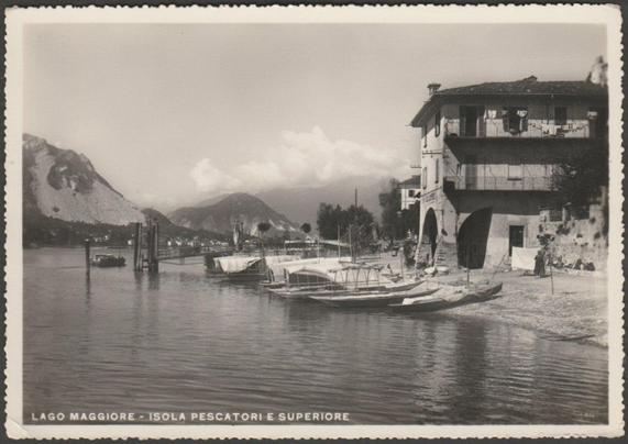 Monochrome real photographic postcard showing a view of Isola dei Pescatori or Isola Superiore in Lake Maggiore in Italy.
Published by Preda, Milano, Fotocelere, No 149, 1950.
Postally unused.
Very good condition, with slight corner bumps.