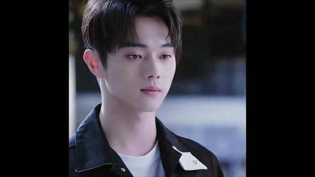 جمال التفاصيل الصغيرة 😍💜#xukai #الوقوع_بحب_ابتسامتك  #fallingintoyoursmile #chengxiao #youku #shorts