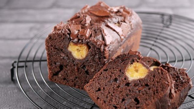 【卵もバターも無し!豆乳バナナケーキ】めちゃくちゃ濃厚♡Banana Cake