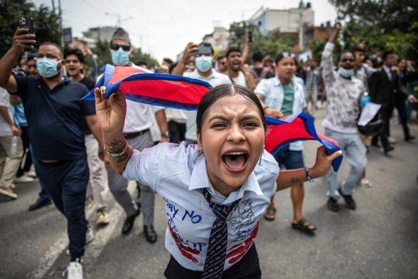 Lors d'une manifestation devant le Parlement népalais à Katmandou, le 8 septembre 2025. © Photo Prabin Ranabhat / AFP