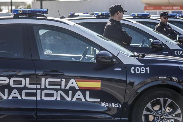 Agentes de la Policía Nacional. (Europa Press via Getty Images)