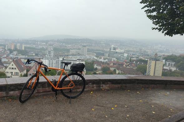 keine Aussicht wegen regenverhangener Wolken