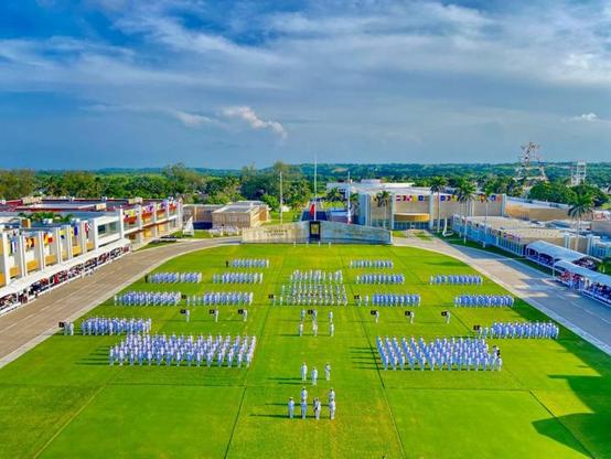 Graduación de cadetes de la Semar