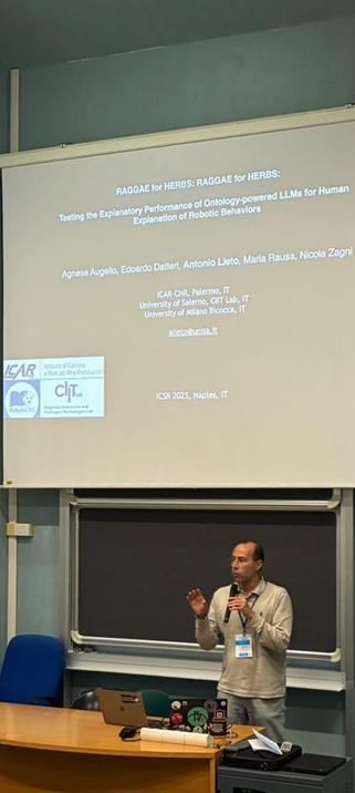 Antonio Lieto presenting his work