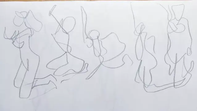 Planche de croquis d'une femme en mouvement à la mine de plomb : on devine le corps et ses différentes parties mais tout n'est pas clair, le crayon n'a pas été levé à chaque nouvelle partie du corps