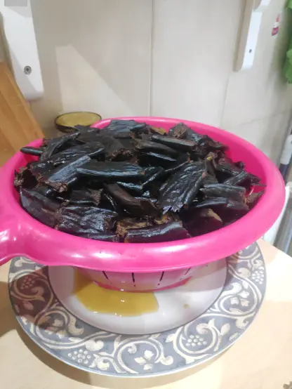 Les garrofes bullides en el colador