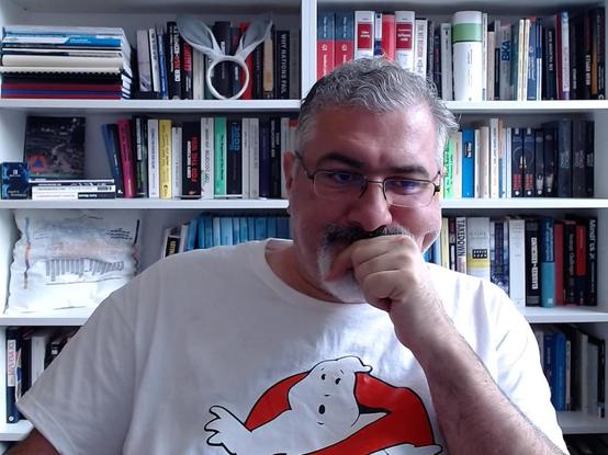 HonkHase #ProfessionellAngepisst