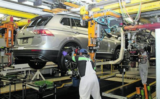 Obreros del sector automotriz