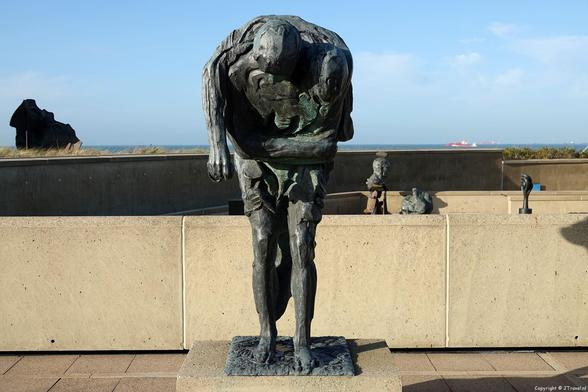 Museum Beelden aan Zee in Den Haag/Scheveningen is het enige Nederlandse museum dat zich uitsluitend met de beeldhouwkunst bezighoudt. Bekijk naast de wisseltentoonstellingen binnen ook de beelden buiten. In dit artikel lees je alles over Museum Beelden aan Zee in Den Haag/Scheveningen. 👇

https://jtravel.nl/nederland/den-haag/museum-beelden-aan-zee-in-den-haag/

#museumbeeldenaanzee #scheveningen #denhaag
