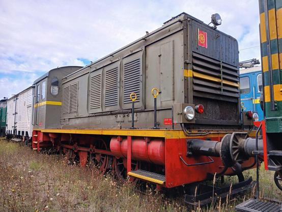 Locomotive ex-DR série V36 qui fut en service à l'armée belge jusqu'en 2002.

Ex-DR Class V36 which was in service with the Belgian Army until 2002.