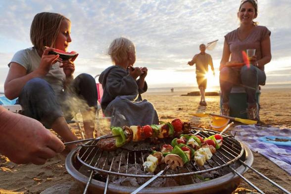 Comilona en la playa (Getty Images)