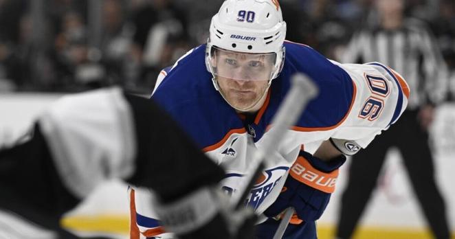 Kings' Corey Perry to miss six to eight weeks after knee surgery