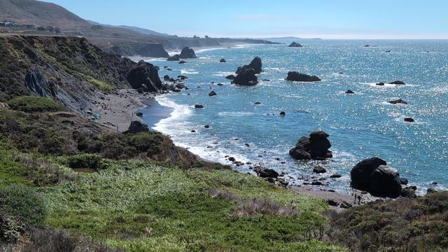 Shell Beach cliffs, overlooking Pacific ocean.