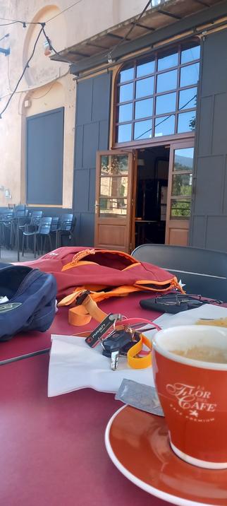 Terrasse du bar-resto La Concordia à  Cantallops