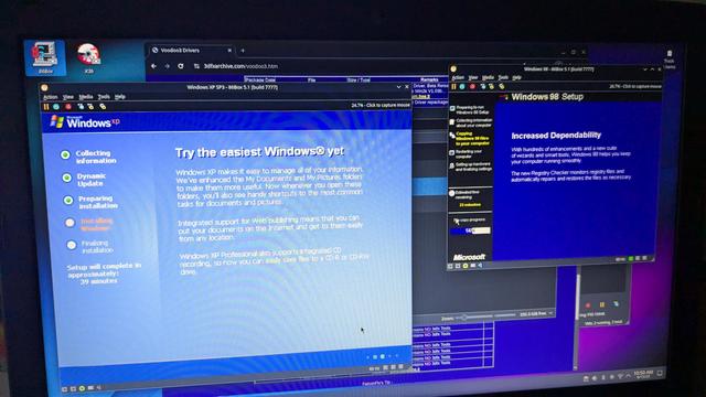 Install screens for Windows XP and Windows 98, running in 86Box on Kubuntu.