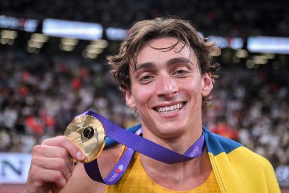 Duplantis Thrives On Tokyo Energy To Break World Record Again