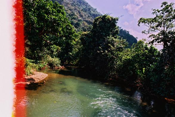 Amorce de la pellicule, Laos