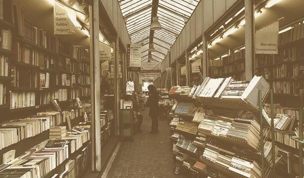 Bancarelle di libri di Corso Siccardi a Torino
