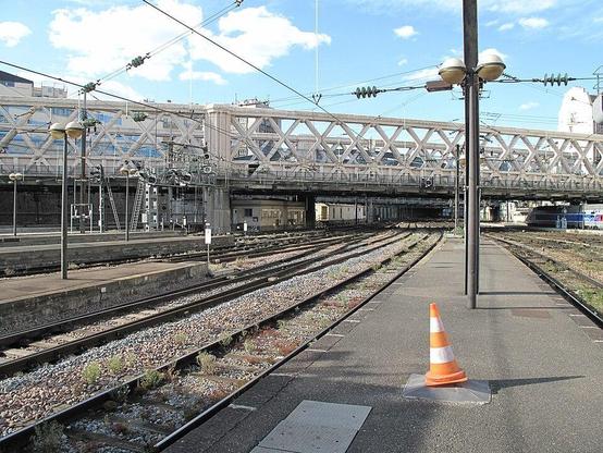 Pont La Fayette à #Paris10 (#Paris) Pelnard-Considère & Caquot (bureau d'études);Caquot Albert (architecte du bureau d'études Pelnard-Considère & Caquot). Construction 1927;1928.
Suite 👉 https://monumentum.fr/architecture-contemporaine-remarquable/acr0001539/paris-10e-arrondissement-pont-la-fayette
#Patrimoine #ArchitectureContemporaine
Photo CC-BY-SA 4.0 : Tangopaso