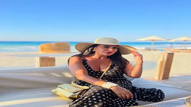 15 صور لـ رانيا يوسف أثارت بها الجدل في صيف 2025