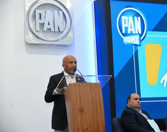 Héctor Barrera Marmolejo