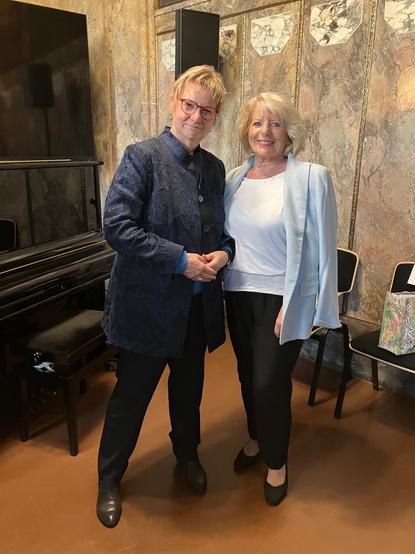 ASB NRW Sylvia Löhrmann mit Gisèle Spiegel