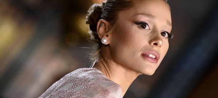 Ariana Grande en la premiere de Los Angeles de "Wicked" / Axelle/Bauer-Griffin