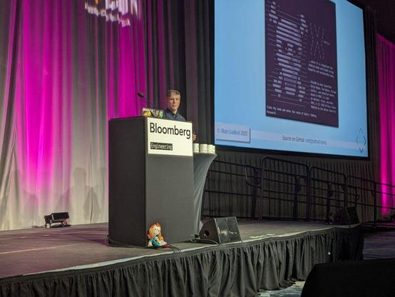 Cippi helping Matt Godbolt present the closing keynote