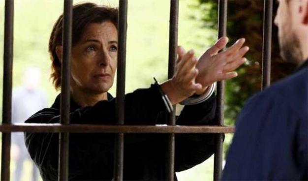 Carole Bouquet in The Mantis (La Mante)