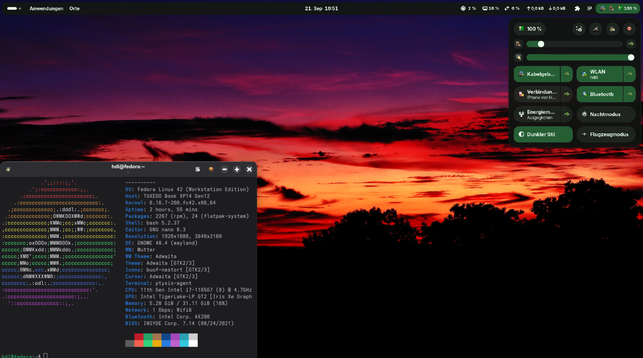 Auf dem Bild ist mein Linux Desktop zu sehen mit einem Selbst fotografierten Bild aus Duisburg mit einem Abendlichen Sonnen Untergang der Aussieht als würde der Himmel brennen.  

In the picture you can see my Linux desktop with a self-photographed picture from Duisburg with an evening sunset that looks like the sky is burning.
