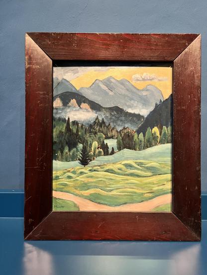 Gabriele Münter, Gebirgslandschaft mit gelben Himmel. Im Vordergrund sind leuchtend hellgrüne Buckelwiesen zu erkennen. Im Hintergrund vermutlich der Wetterstein.