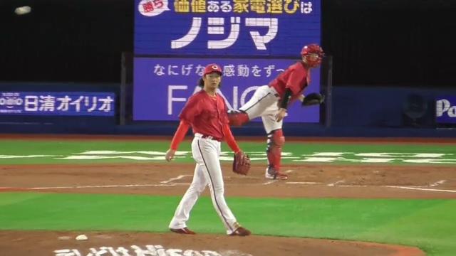 2025年9月21日 広島東洋・鈴木 健矢 投手の準備投球（イニング中外）