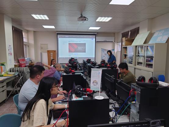 Bridging the Tribes with Wikidata Taiwan