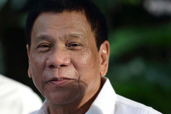 El entonces presidente filipino Rodrigo Duterte en la ceremonia de nombramiento de orquídeas en el Jardín Nacional, el 16 de diciembre de 2016, en Singapur. (Suhaimi Abdullah / Getty)
