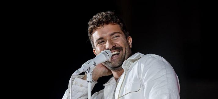 Pablo Alborán en su concierto gratuito en la Puerta del Sol de Madrid / Europa Press News