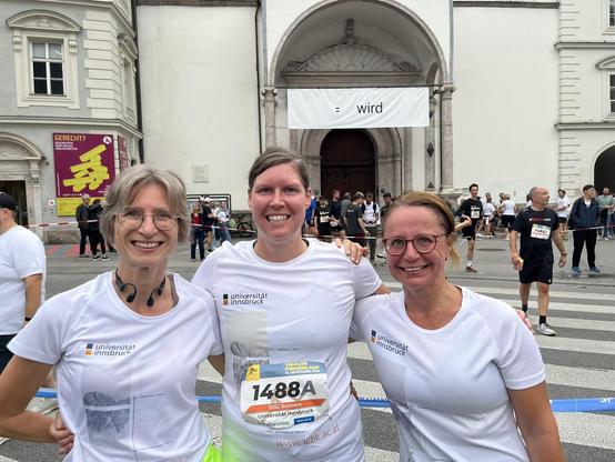 Team photo - after the run