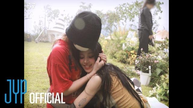 CHAEYOUNG “SHOOT (Firecracker)” MV Behind