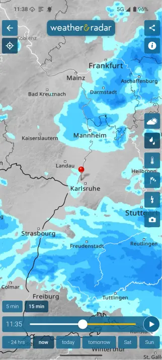 Auszug aus dem Regenradar. Riesige Regengebiete in alle Richtungen