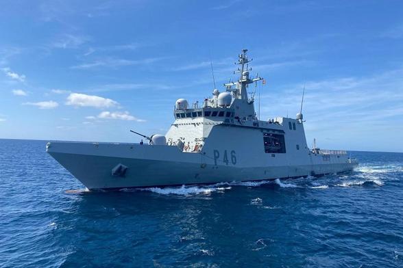 BAM 'Furor' naveganco en aguas del Mediterráneo. (Ministerio de Defensa)