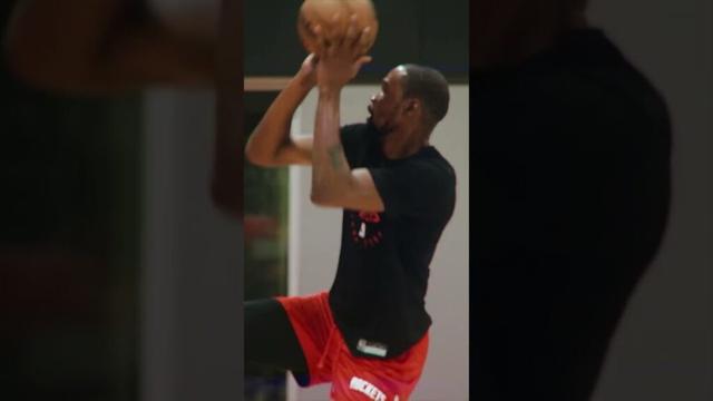 DURANT CHEGOU EM HOUSTON 🤩🚀 #Shorts #NBA #basquete  📹: Reprodução/@OfficialRockets
