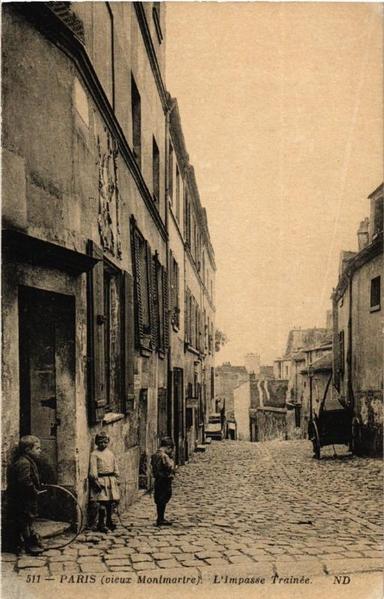 Paris (18e) Vieux-#Montmartre. l'Impasse Trainee. à #Paris18 (#Paris)  #CartePostaleAncienne 👉 https://cartorum.fr/carte-postale/928685/paris-18e-paris-18e-vieux-montmartre-limpasse-trainee