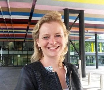 Foto: Mickie Schoch, met ingang van 1 december 2025 directeur Telecom Vervoer en Post bij de Autoriteit Consument en Markt (ACM).