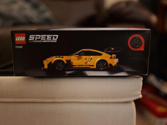 Top of Lego Porsche 911 GT3 RS box.