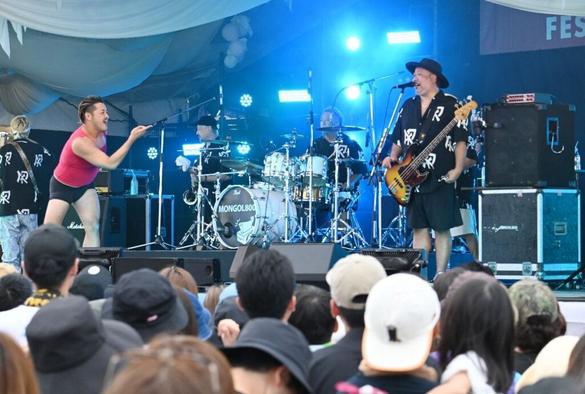 唐津のビーチで音楽フェス　初日はMONGOL800らが熱いパフォーマンス　2日目は木村カエラ、adieu（上白石萌歌）など12組 「Karatsu Drop Festival 2025」 | 暮らし・文化 | 佐賀県のニュース