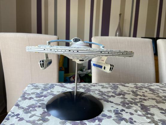 The AMT Miranda-class model at a near head-on position, similar to how the opening shot of the first Enterprise vs Reliant encounter was done.