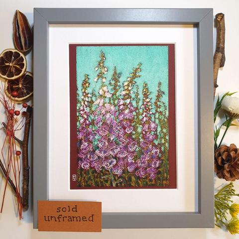 An oil pastel painting of foxglove flowers with a blue green background. Foxgloves (Digitalis purpurea) are one of the tallest wildflowers in Scotland, growing an average of up to 2-4 feet but they can grow much taller than that.
This is an original art work
Fine art oil pastel on toned pastel paper
Size A5 (21cm x 14.5cm)
Sold unframed