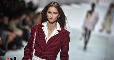 استمرار فعاليات أسبوع الموضة في ميلانو وسط إقبال لافت لعشاق الأزياء