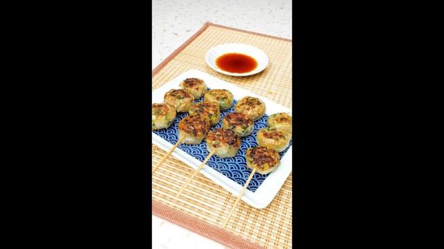 【揚げないから簡単！】皮がパリッと軽い！ライスペーパーで包んで♡一口ライスペーパーギョーザ串 / Rice Paper Dumpling Skewers