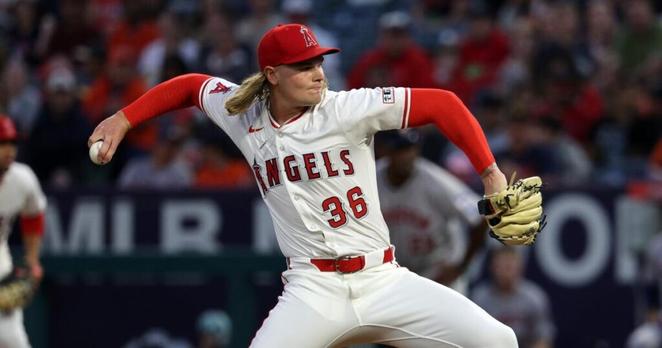 Christian Walker homers twice for Astros in win over Angels