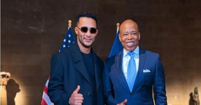 محمد رمضان يزور متحف "متروبوليتان" مع عمدة نيويورك وسط ...